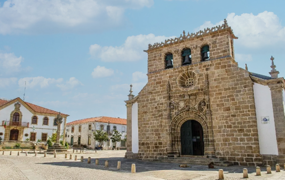 Igreja Matriz - Vila Nova de Foz Côa)